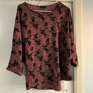 🍇 Heather pink with rose knit bat wing top size large